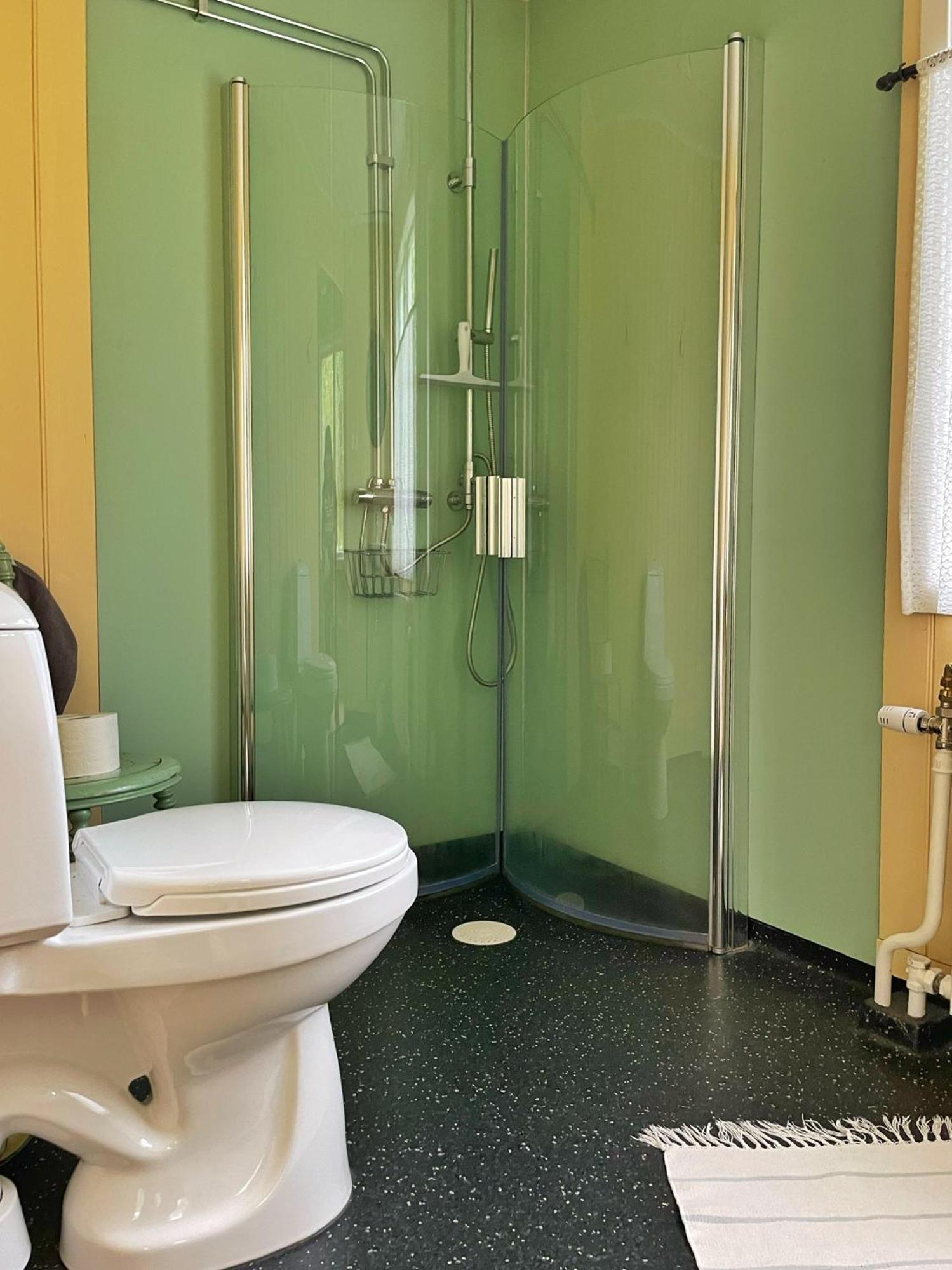 Bed and Breakfast Viktors Affaershus Atran Екстер'єр фото