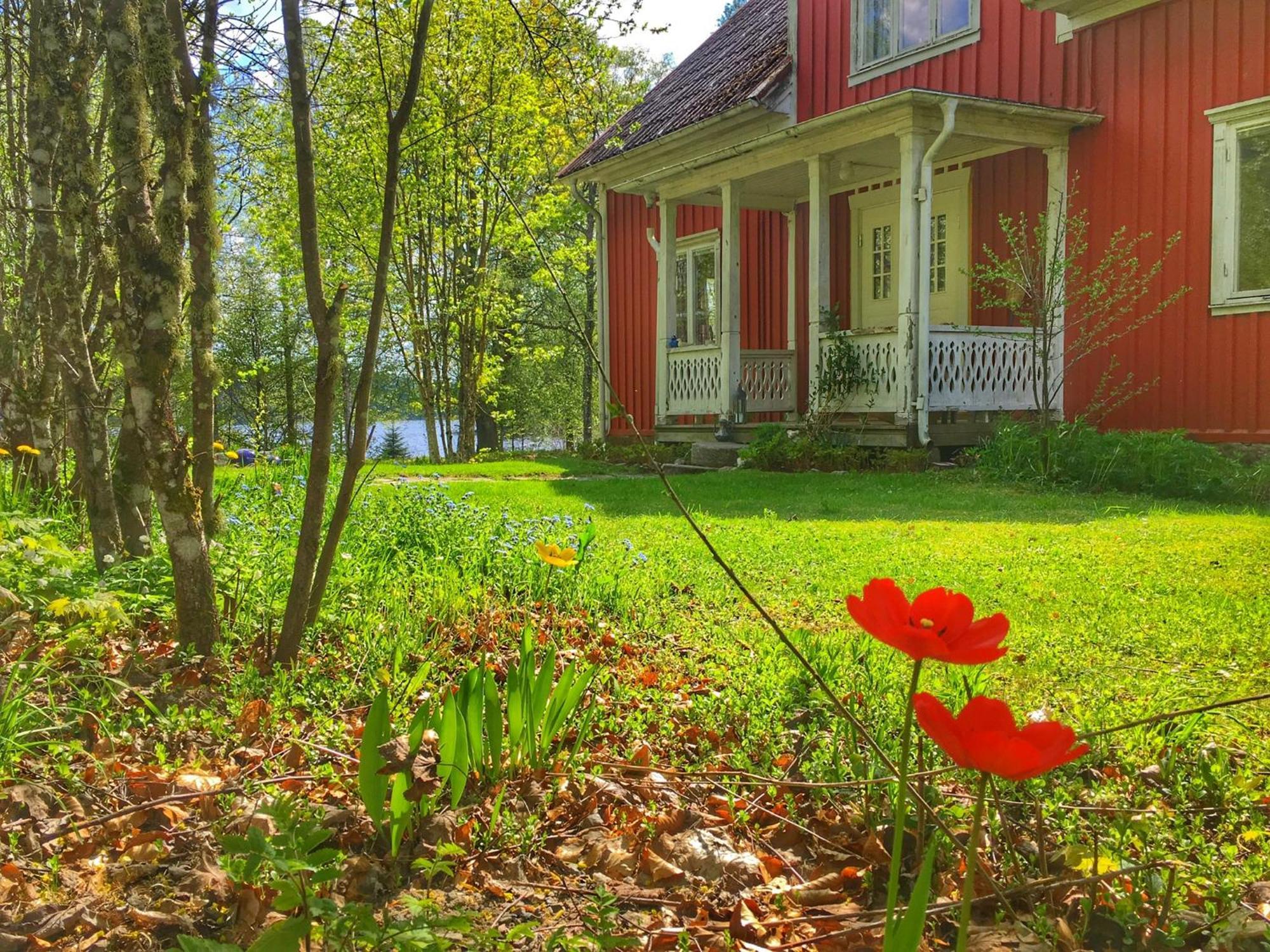 Bed and Breakfast Viktors Affaershus Atran Екстер'єр фото